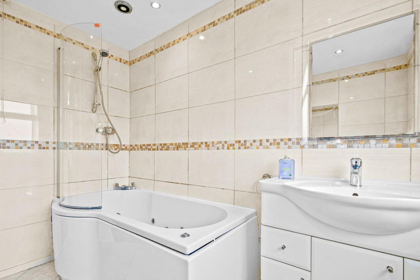 Bramcote Lane Spacious 5 Bedroom House Nottingham Exterior foto